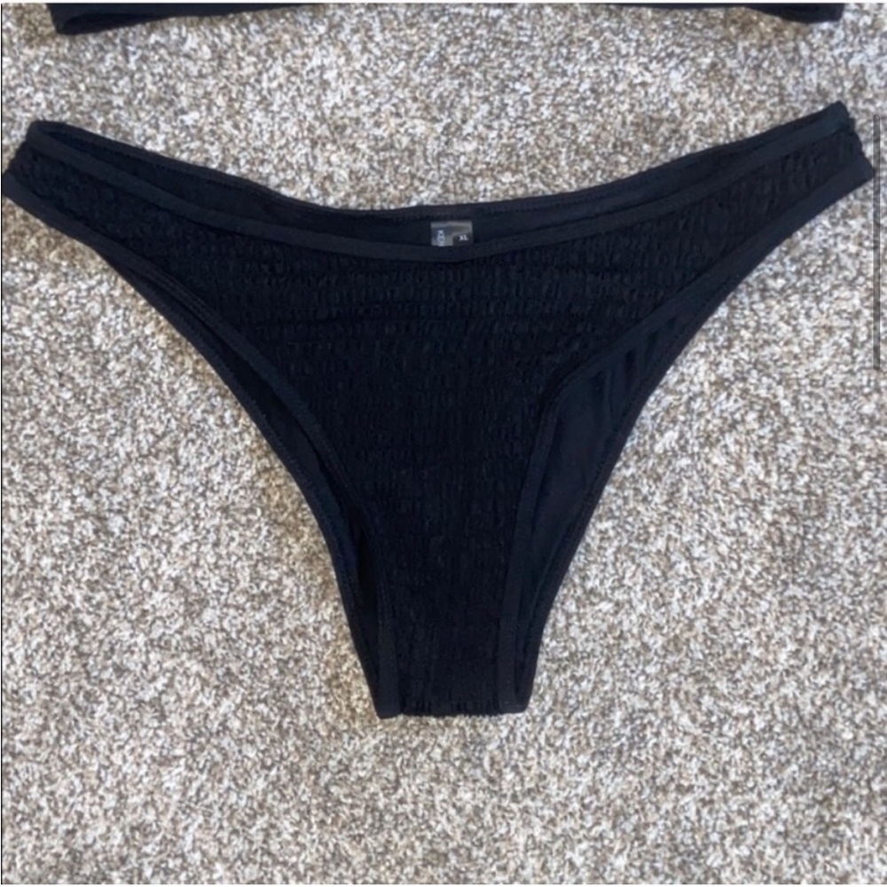 Kendal + Kylie Henley Black Bikini - Picture 5 of 10